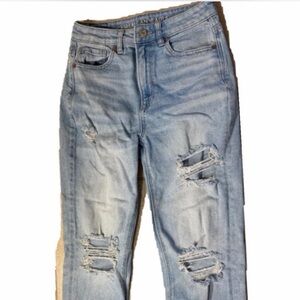 American Eagle Outfitters Light Wash Distressed Boyfriend Jeans